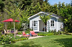 Menlo Park Cape Cod Retreat